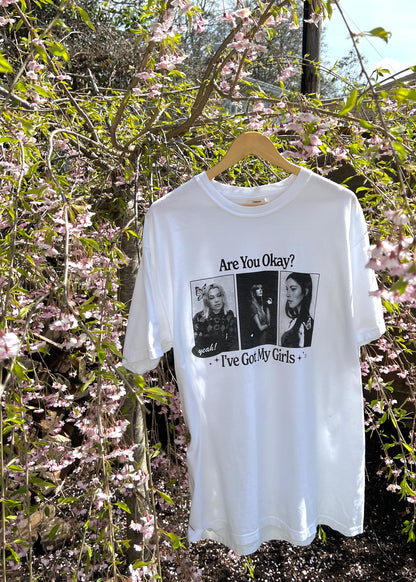 i've got my girls tee in black & white